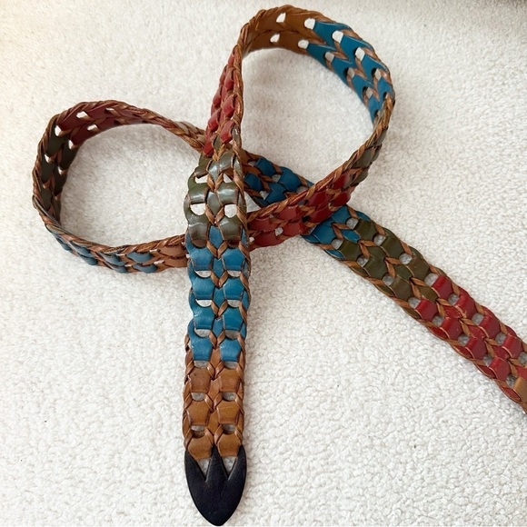 Bohemian western 100% leather braided rope belt. - Picture 3 of 5